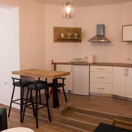 Apartament Stefani Sarandë Exterior foto