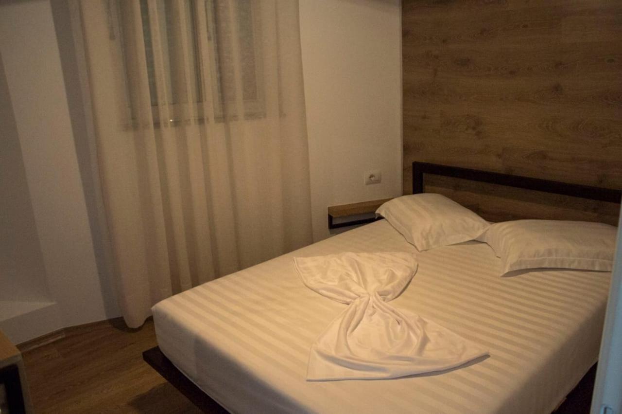 Apartament Stefani Sarandë Exterior foto
