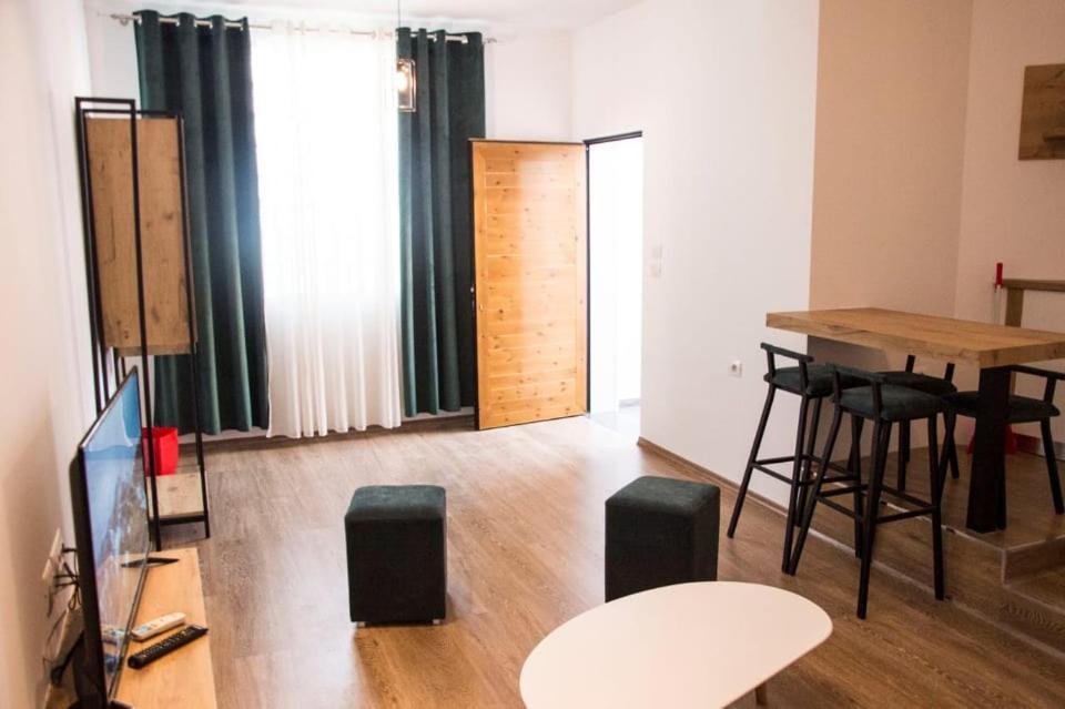 Apartament Stefani Sarandë Exterior foto